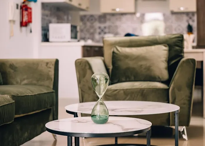 アパート Crimson Court *